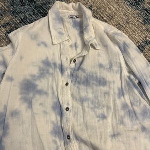 Splendid blue and white tie dye shjrt